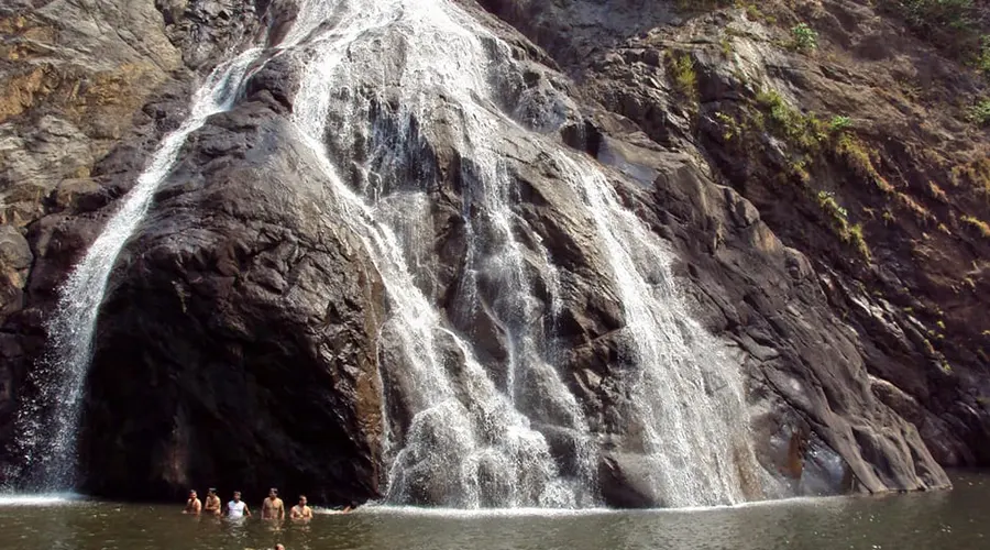 Todo Waterfall Trek, Goa